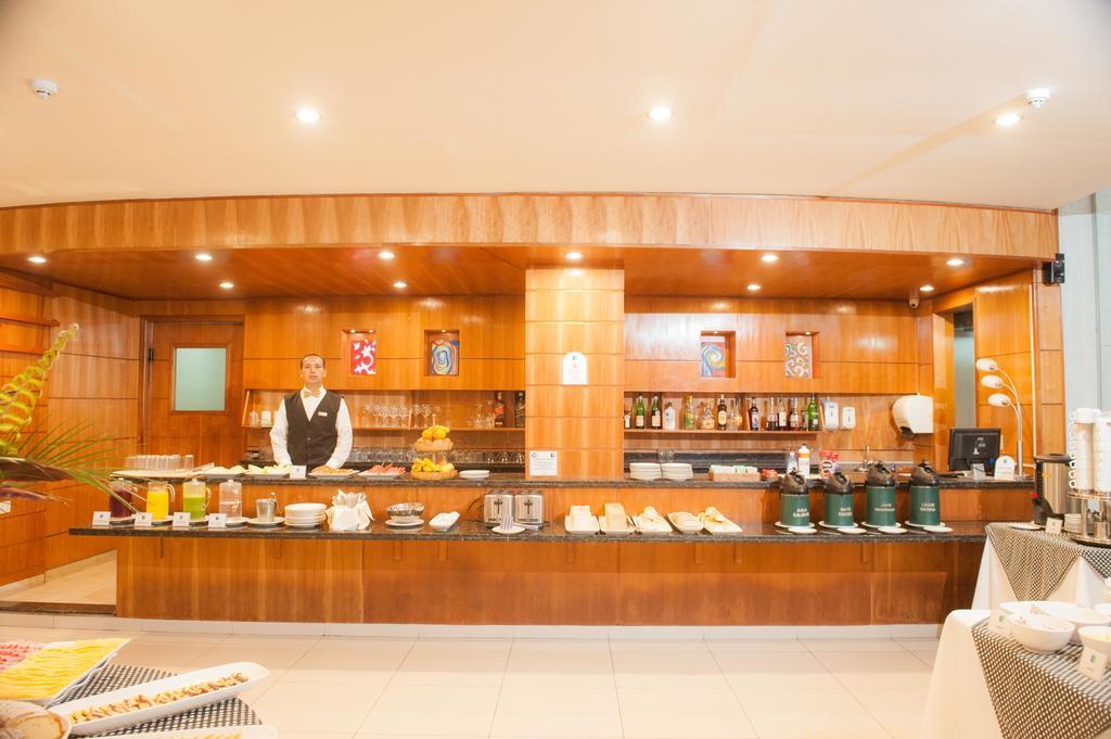 Convair Hotel Ciudad del Este Esterno foto
